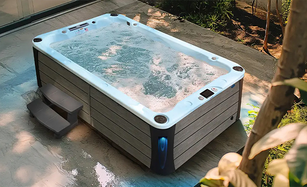 Deck Series Kingman hot tubs for sale